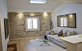 Duplex Fontaine - Appartement Duplex Coeur Vieil Antibes Old City Marche Provencal