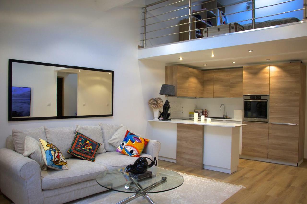 Duplex Fontaine - Appartement Duplex Coeur Vieil Antibes Old City Marche Provencal Exterior photo
