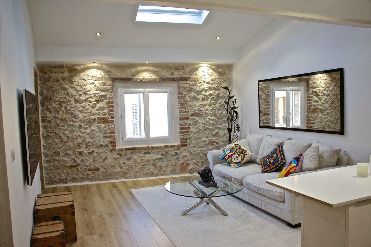 Duplex Fontaine - Appartement Duplex Coeur Vieil Antibes Old City Marche Provencal Exterior photo
